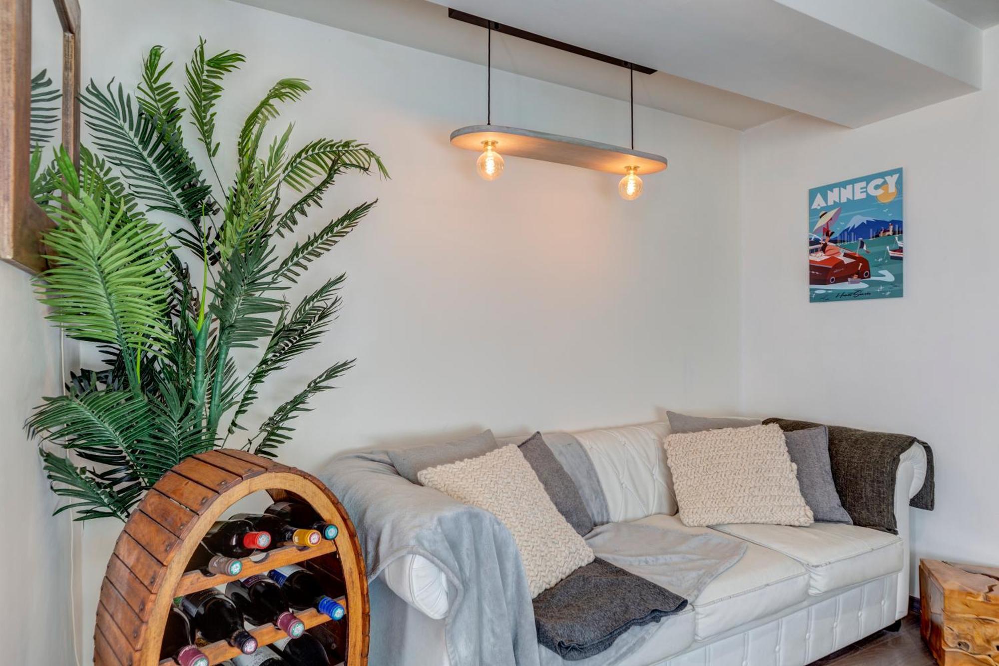 Apartament Le Pura Vida, Hyper Centre Terrasse + Parking Annecy Zewnętrze zdjęcie